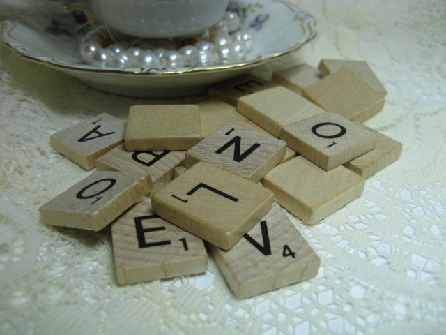 40 Scrabble Tiles