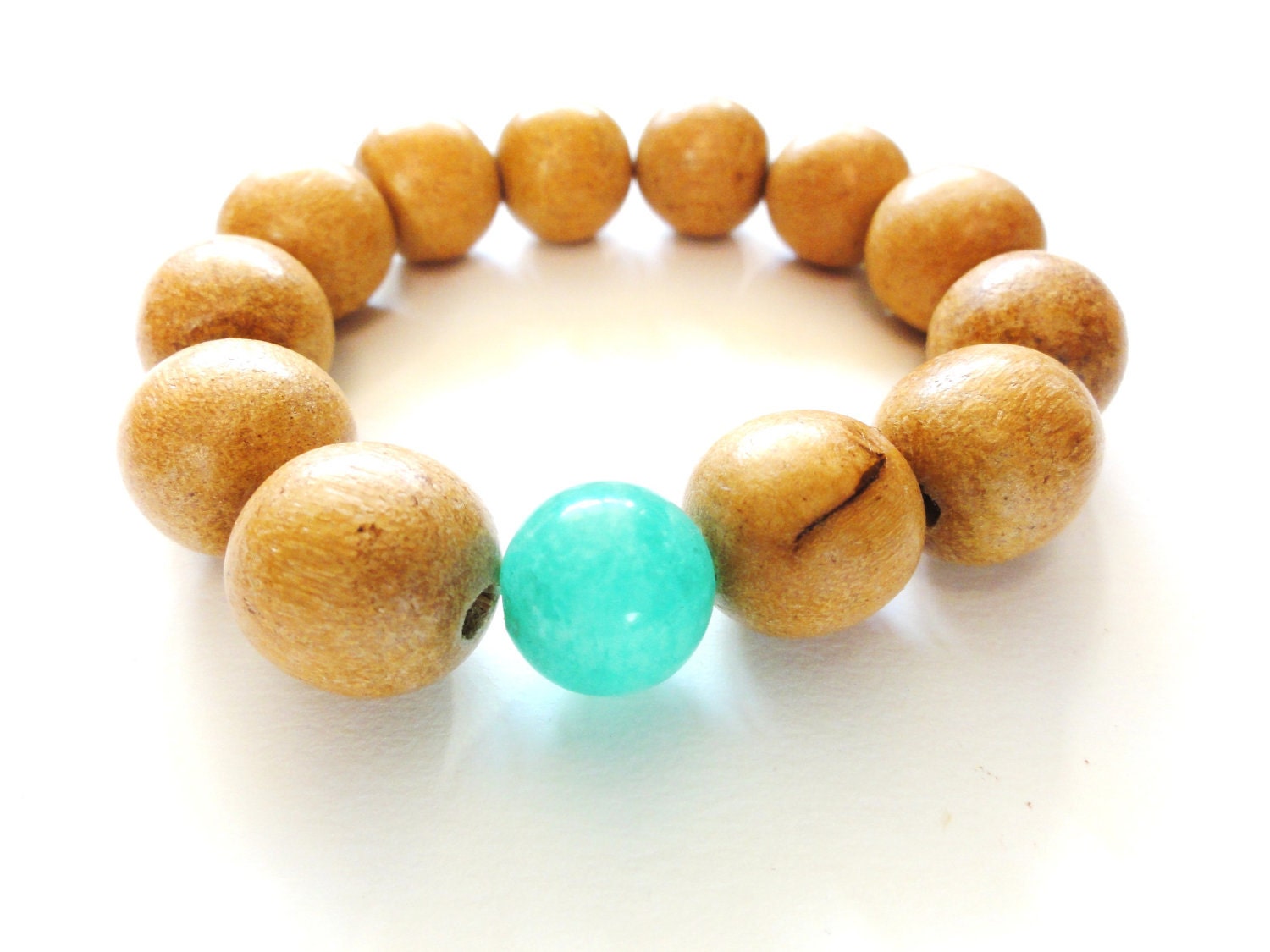 Mia Bracelet with aqua jade bead