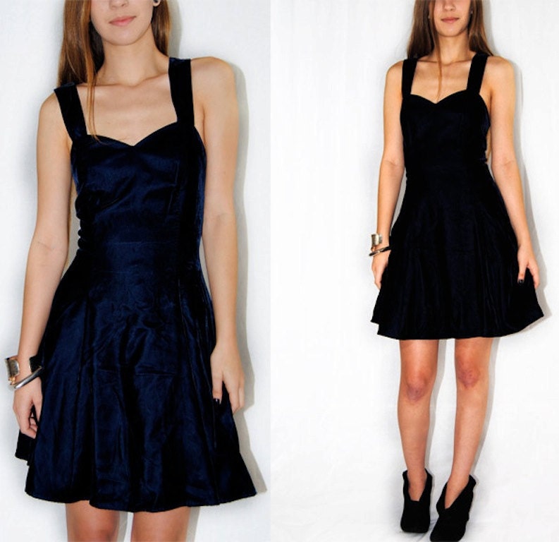 Vintage 80s Mini Dress / Blue Velvet Babydoll Dress / Full Skirt Dress / S / M / Small / Medium