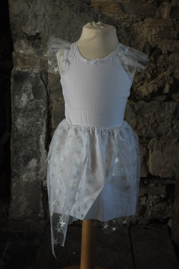 Girls Fairy costume, Fairy dress, White & silver Angel costume Age 4 - 5 yrs, Kids party dress