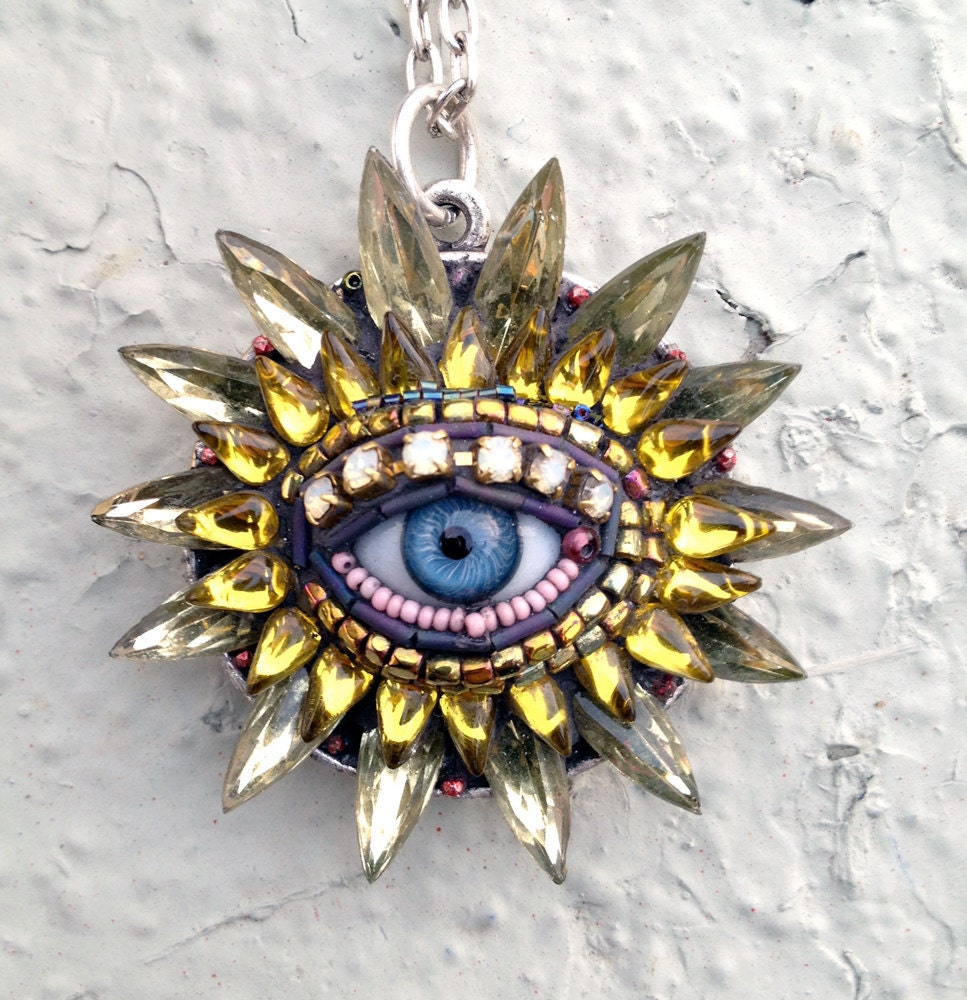 Eye Flower Antique Blue Glass Eye Necklace