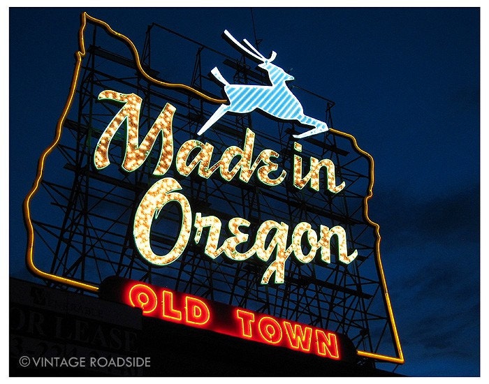 Feels Like Home - Made in Oregon Neon Sign (Portland, Oregon) - 11x14 Fine Art Photograph