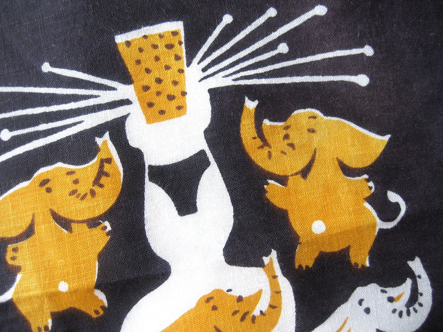 Happy elephant dance. Tammis vtg cocktail napkin, textile. Excellent condition.