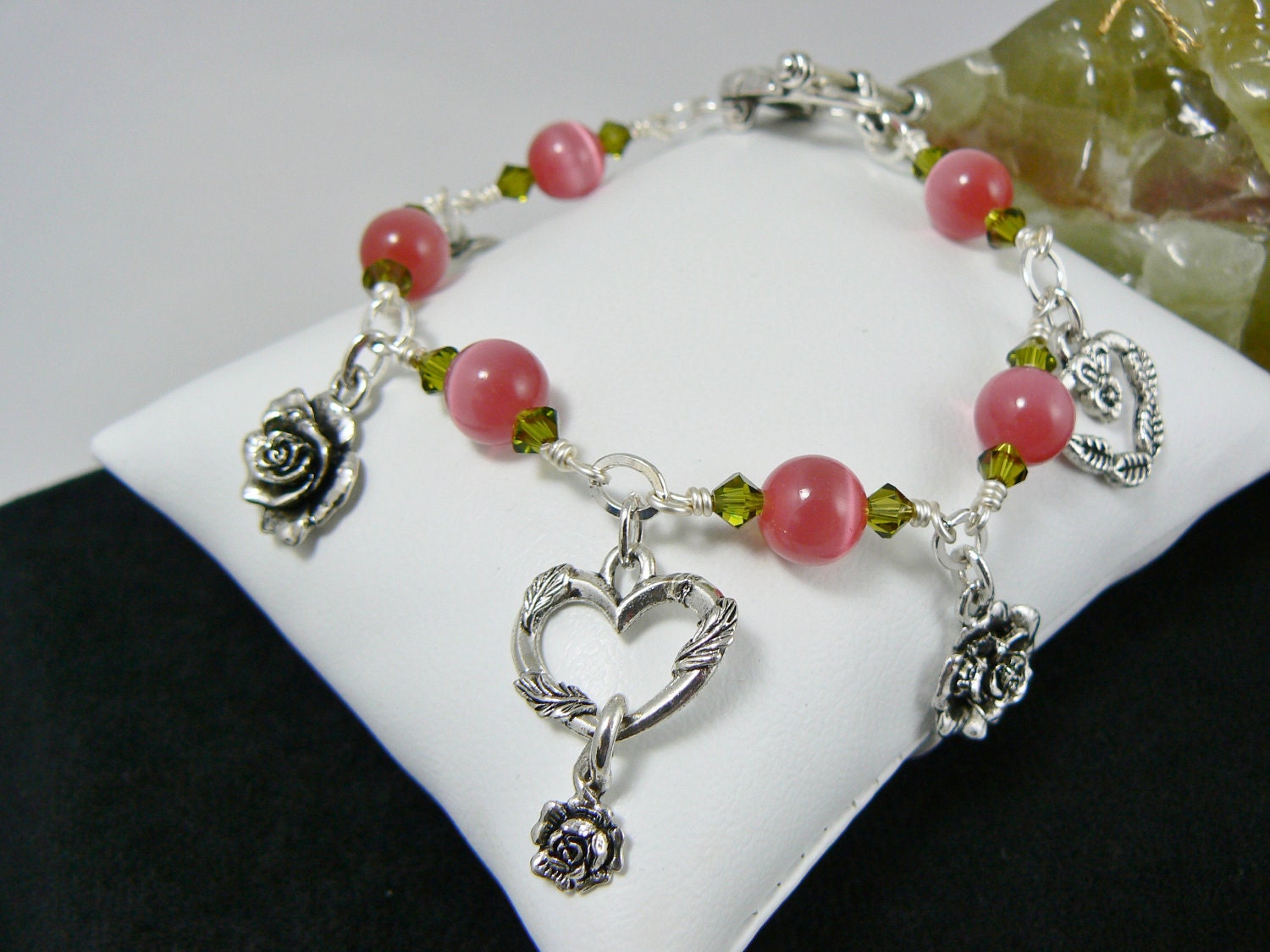 Charm Bracelet Hearts and Roses Catseye Pink