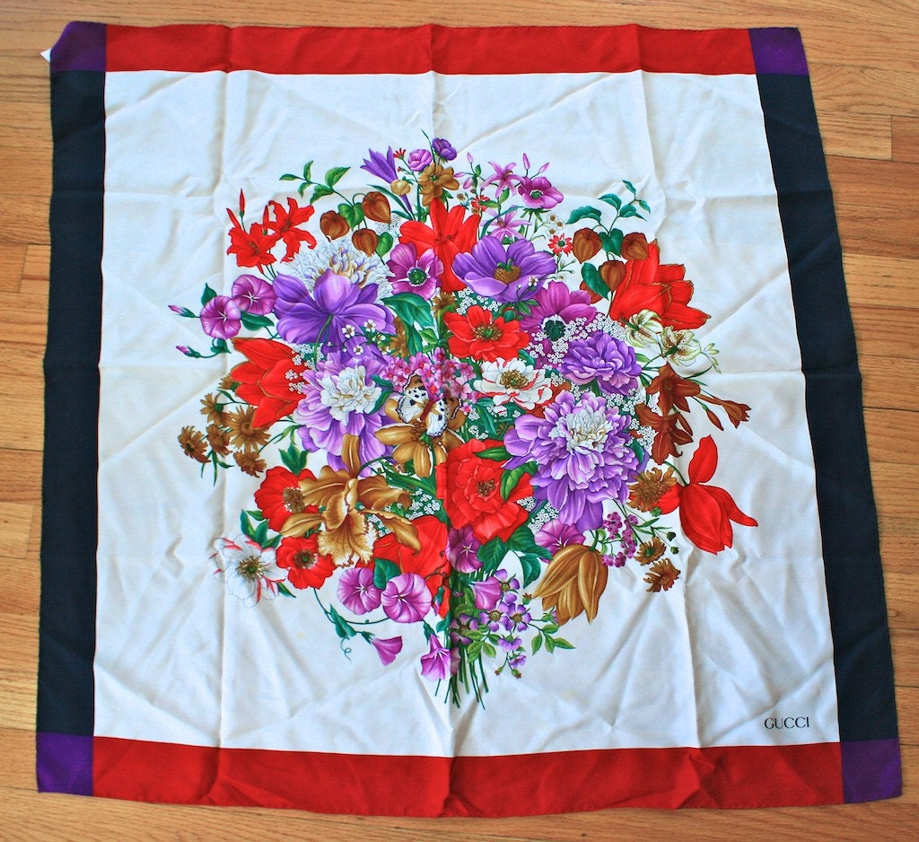SALE Vintage Gucci Silk Floral Scarf