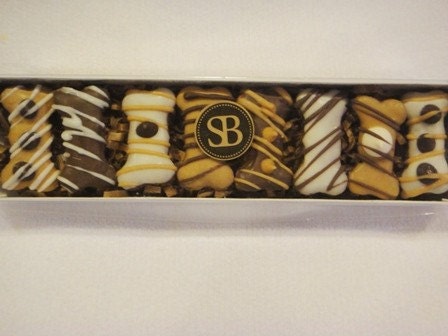 8  All Natural Signature Mini Bone Dog Treat Gift Box