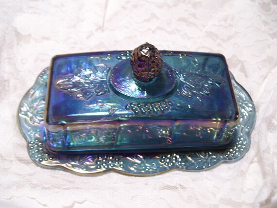 BLUE CARNIVAL GLASS COVERED BUTTER DISH GRAPE by VickisValuables