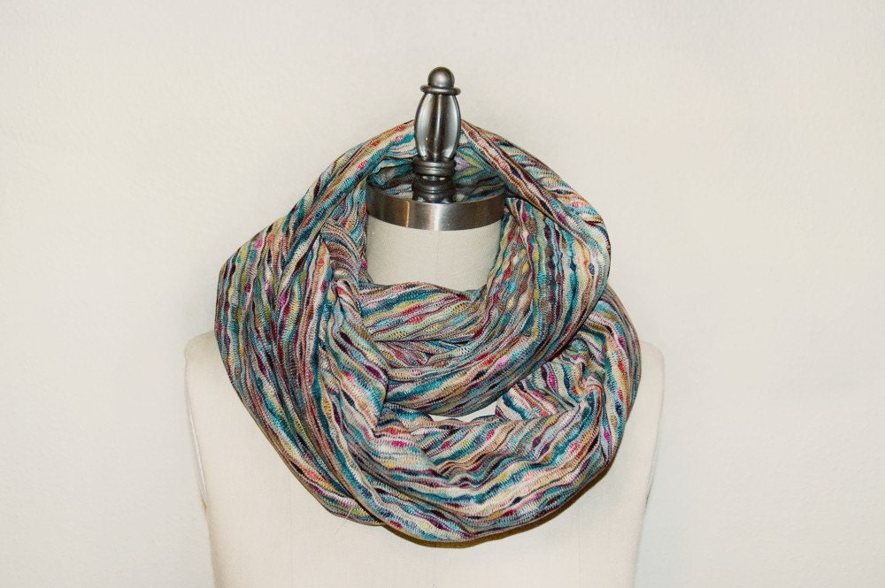 The Versatility Scarf // Missoni Knit // Tokyo Rainbow