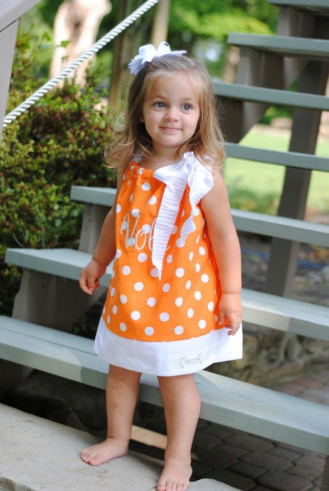 NEW.. Girls Pillowcase Dress.. Orange and White Dots.. Collegiate... PERFECT for VOL fans.. Clemson, Auburn.. Sz:3m-6y