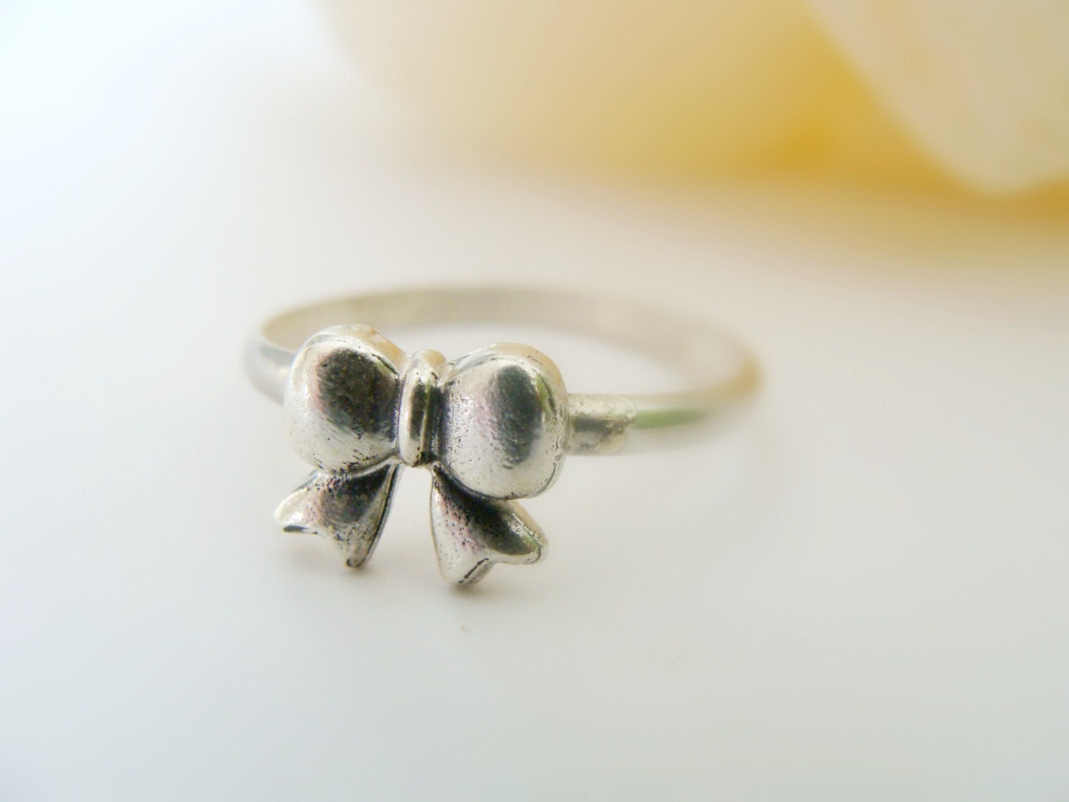Tiny bow silver ring - sterling silver metalwork ring
