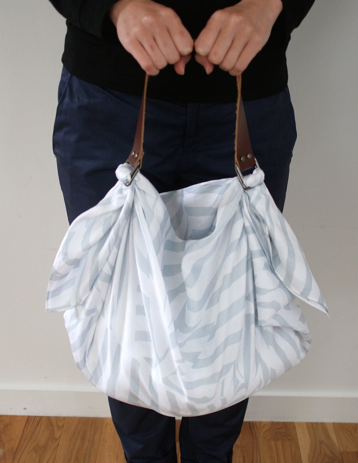 Black Friday -10% Sale Grey Stripe Furoshiki & Brown Leather Carry Strap for Bag Set