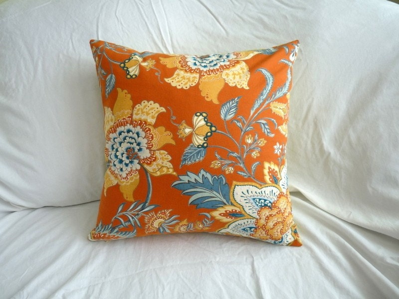 18 x 18 inch pillow cover with zipper closure
