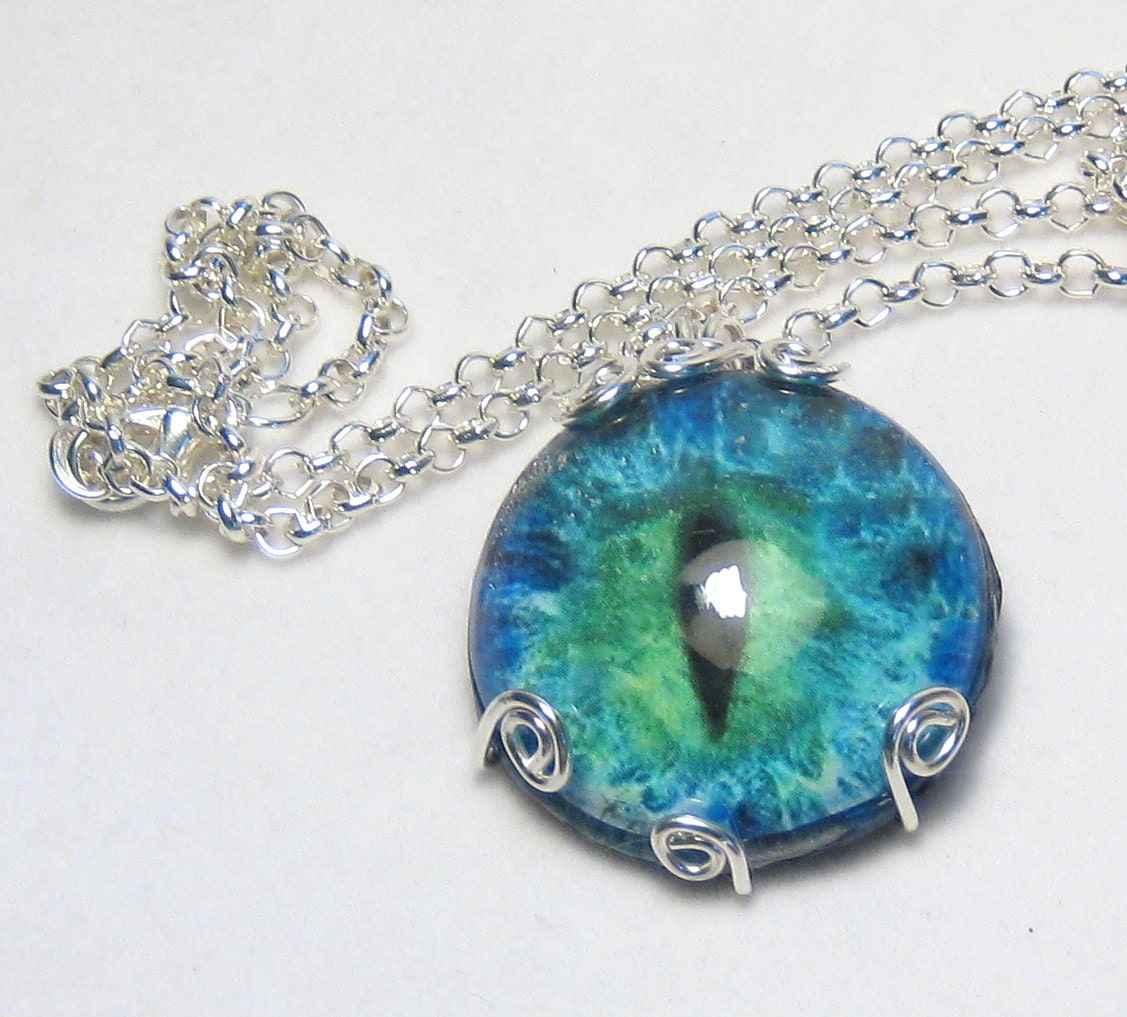 Blue Green Dragon Eye Silver Chain Necklace