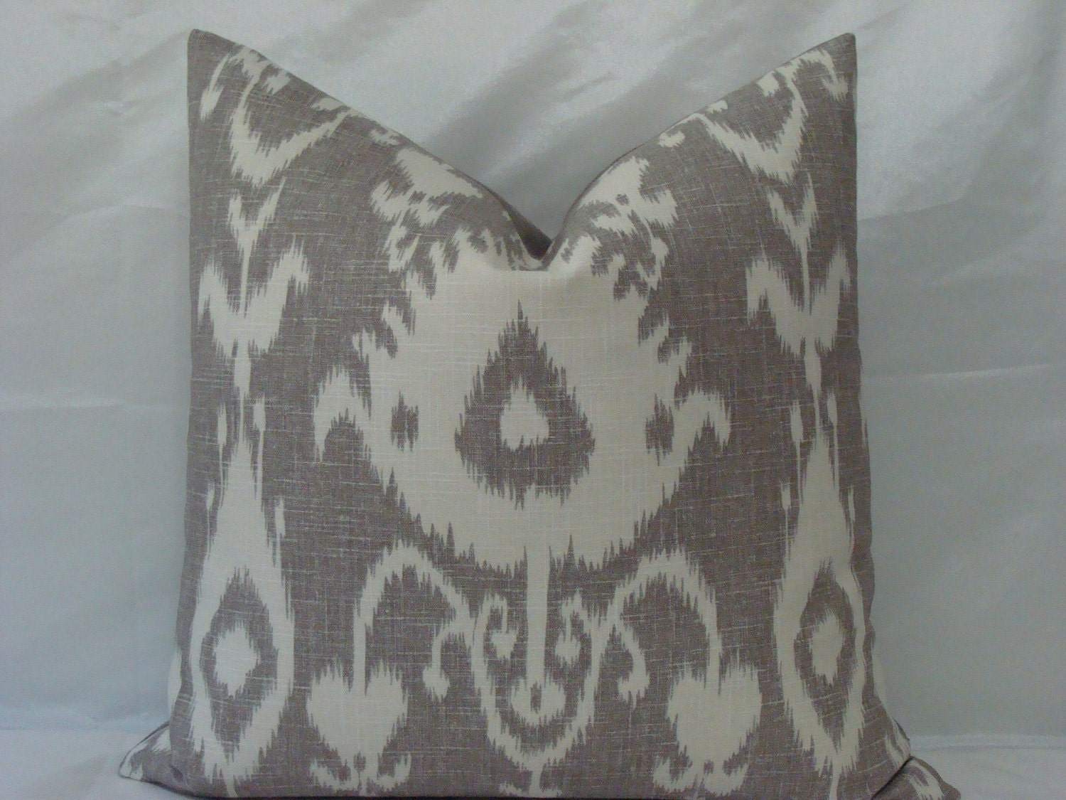Kravet Ikat Print in Grey/Taupe and Soft White 20 x 20 Decorative Designer Pillow Cover