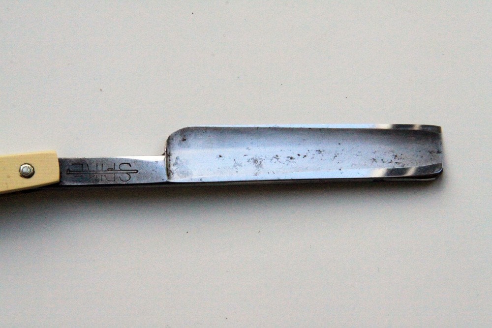 Ideal Bearing "Spike" Straight Razor