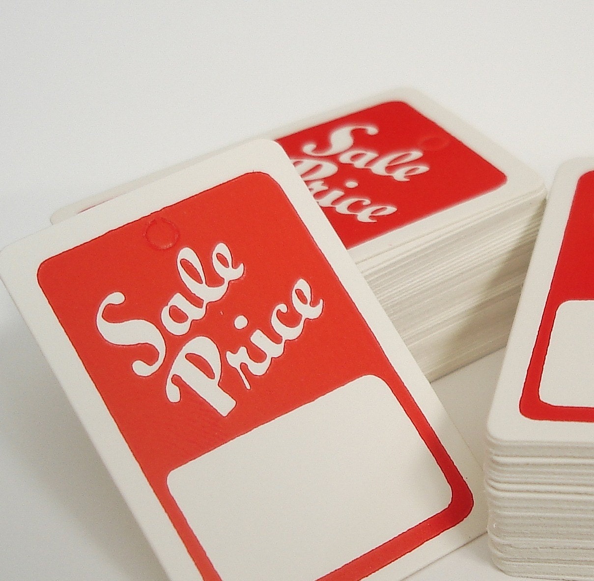 100 White Red Sale Price Tags Unstrung - No147