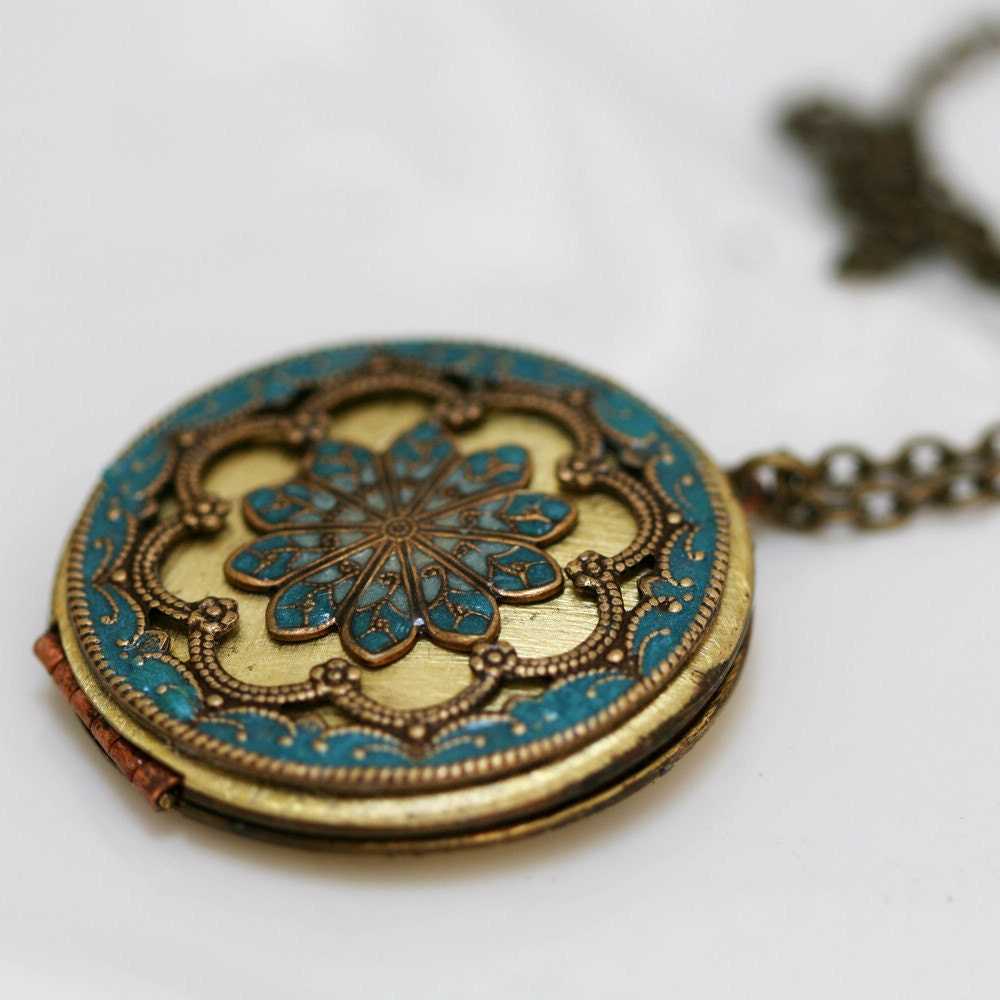 Locket, turquoise blue locket,filigree locket necklace,resin locket,photo locket , brass locket - vintage brass filigree turquoise,38mm
