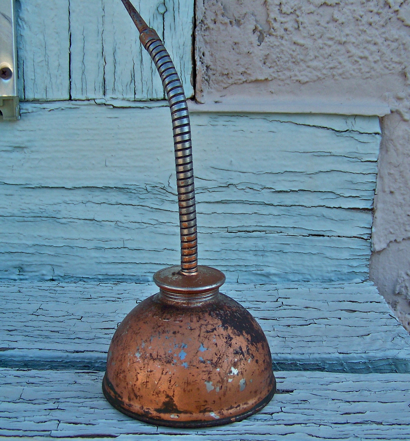 Vintage Eagle Oil Can Bendable Spout