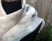 Handfelted cream and shades of grey organic Merino Wool Scarf 'Smoke'