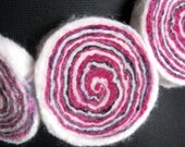 Handfelted white, pink & purple Belt 'Berrylicious'