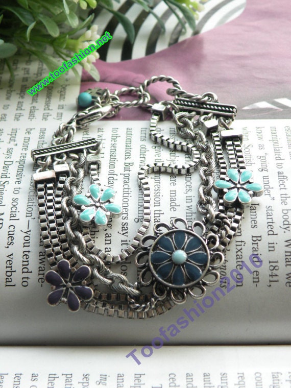 Pretty retro silver blue sun flowers hand chain bracelet pendant jewelry vintage style
