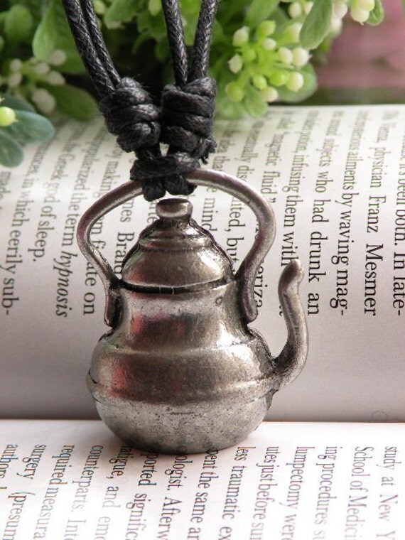 Pretty retro silver 3d three-dimensional wine pot kettle bottle with adjustable rope necklace pendant jewelry vintage style