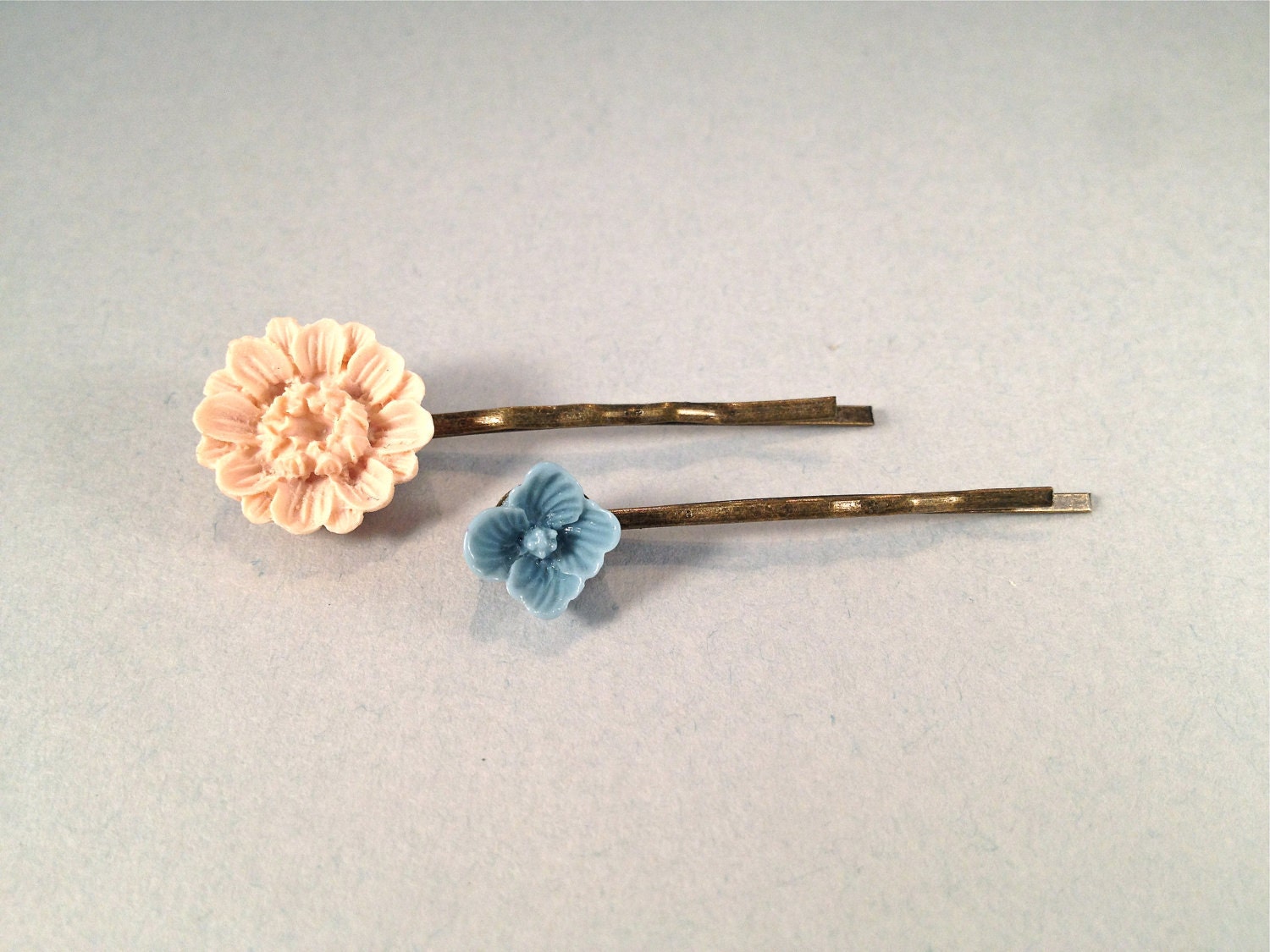 Dusty Blue & Taupe Resin Flower and Brass Bobby Pin Set 511-285 - SQUAREPEGMEG