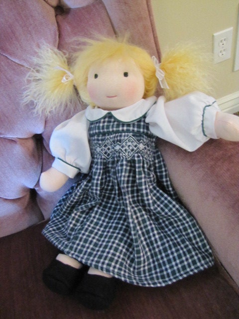 Classic Waldorf Doll pattern and tutorial for beginners