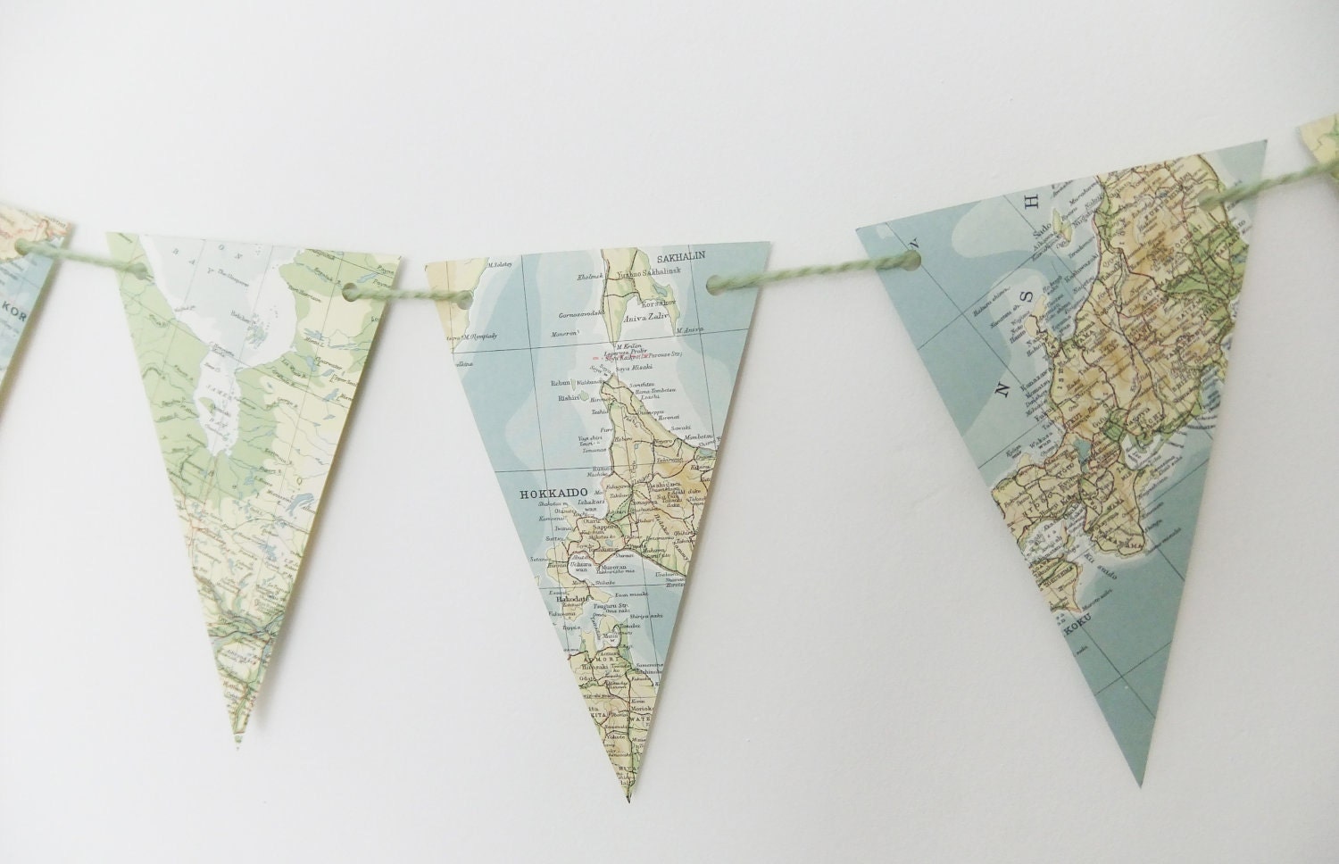 Map bunting - upcyled garland made from a vintage world atlas - world map banner - 3 yards bunting
