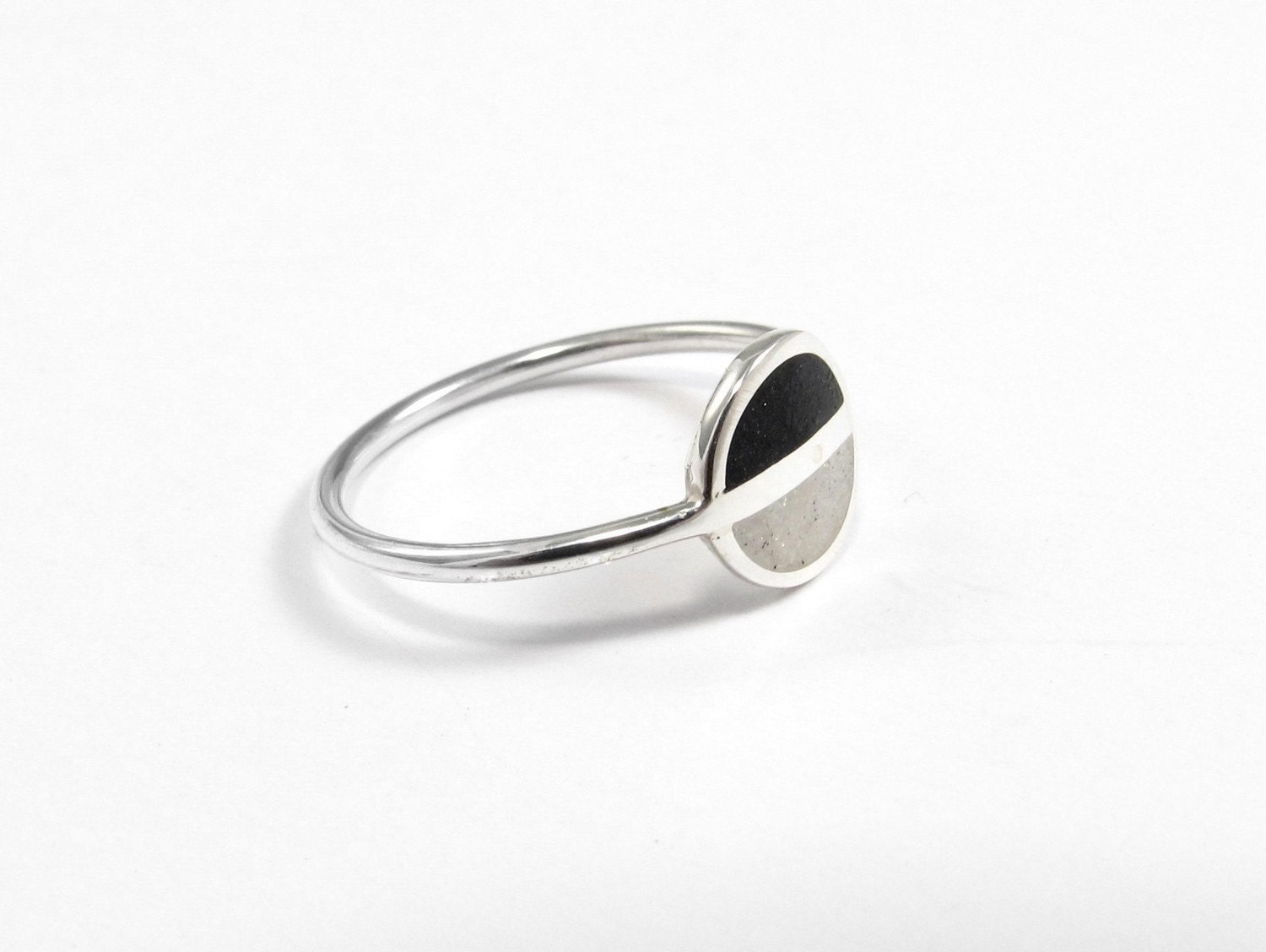 Sterling Silver Ring - Saturn - black and white