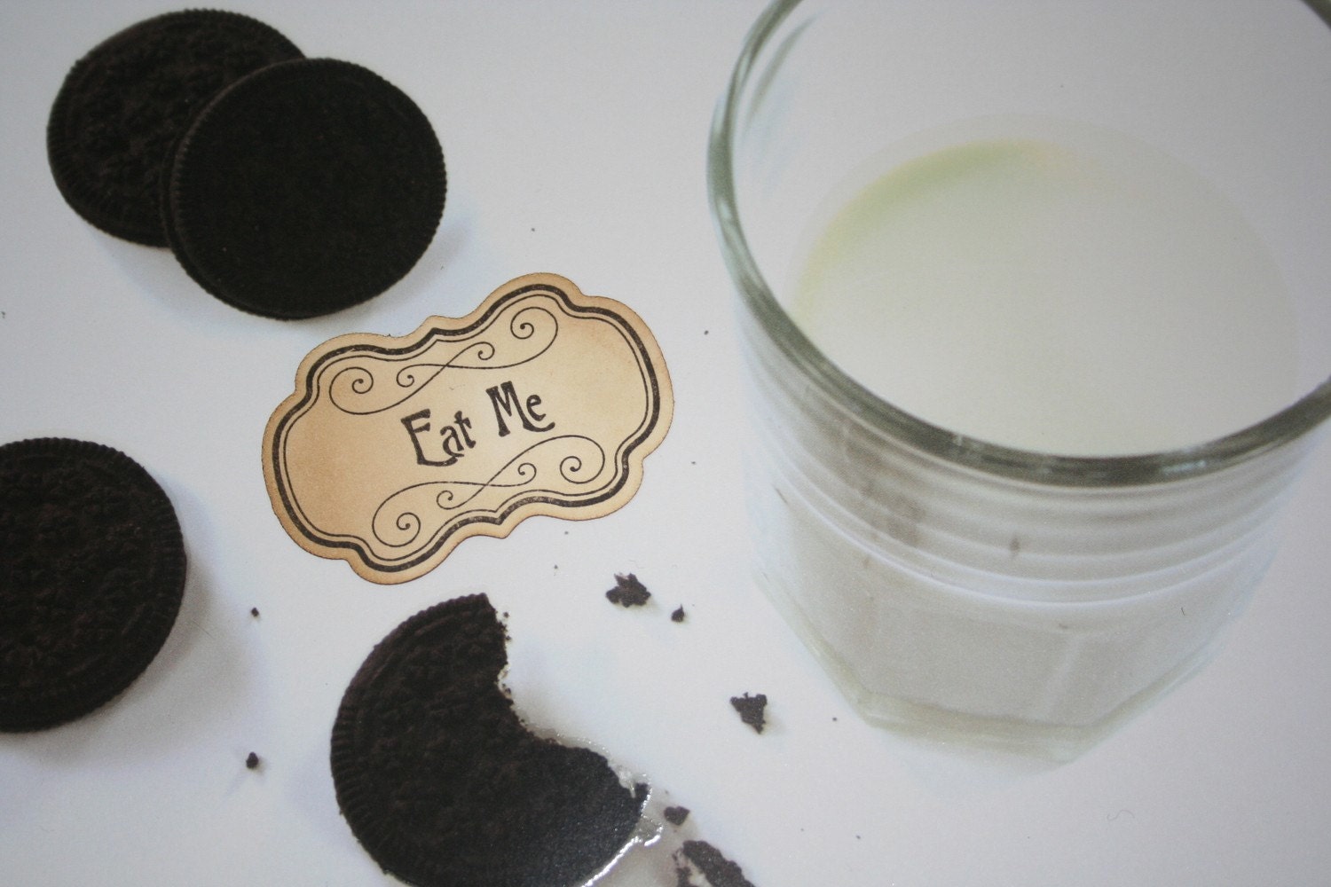 Drink Me/Eat Me Tags or Labels - Alice in Wonderland theme -Vintage Appearance - Set of 5