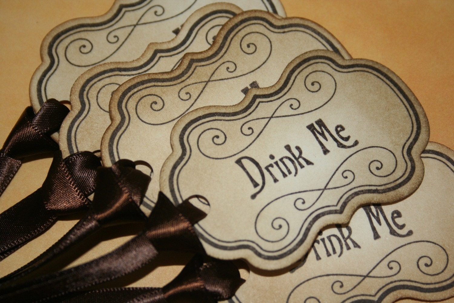 Drink Me/Eat Me Tags or Labels - Alice in Wonderland theme -Vintage Appearance - Set of 5