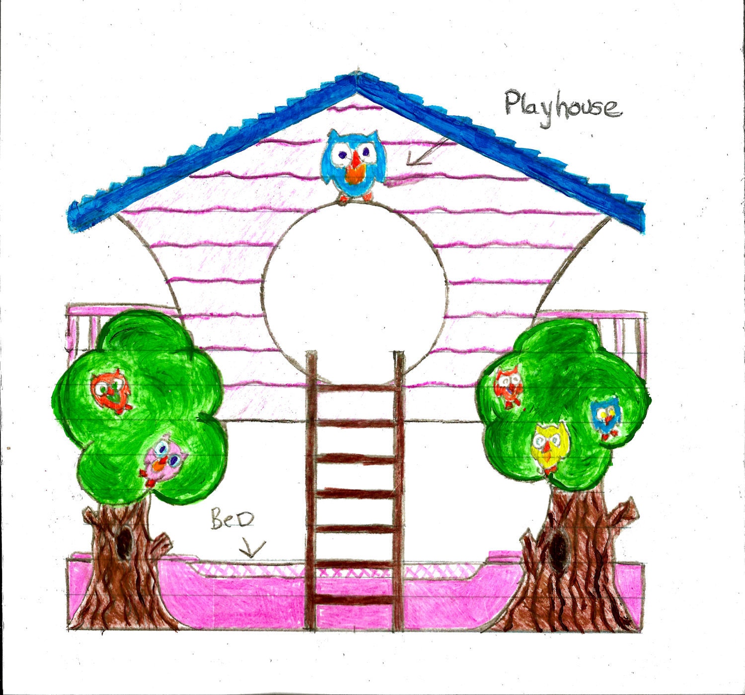 Treehouse with balcony twin bed with Owls