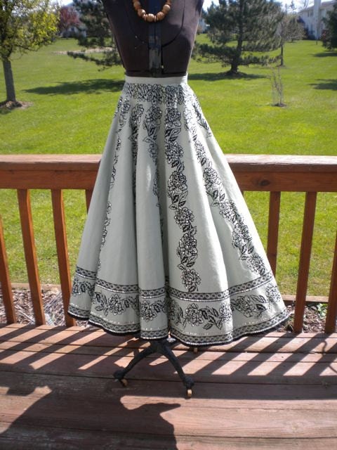 Vintage Hippie Woodstock India Flower Child Skirt