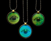 Vintage Holographic Eye Necklace on Gold Plated Chain