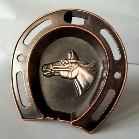 Metal Horse Shoe Wall Hanging