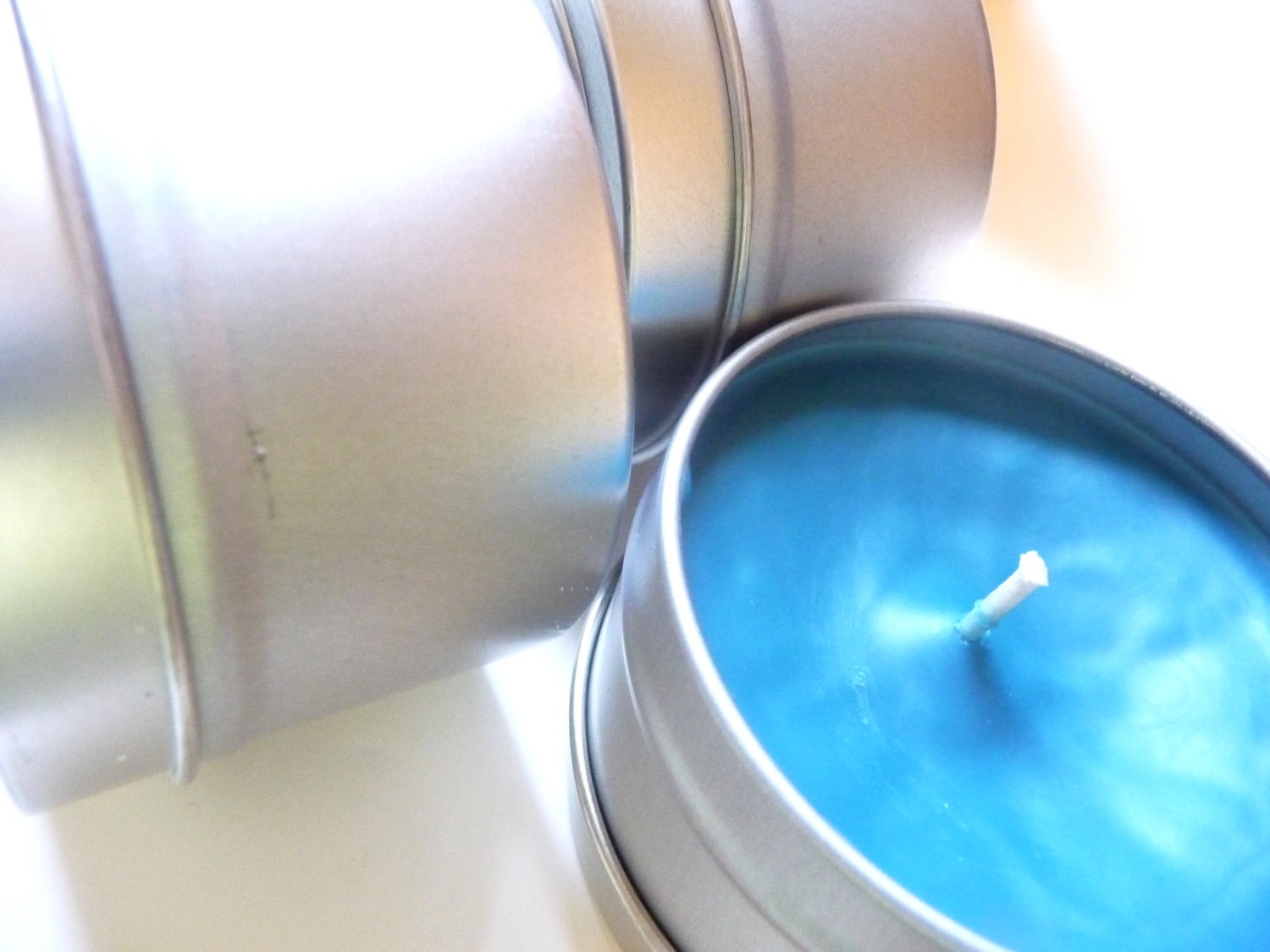 Soy Candle in 4 oz Tin- Green Tea and Mineral Waters