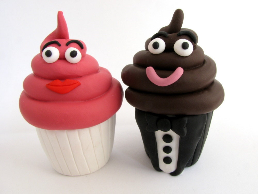Cupcake wedding cake topper, summer wedding, bride and groom