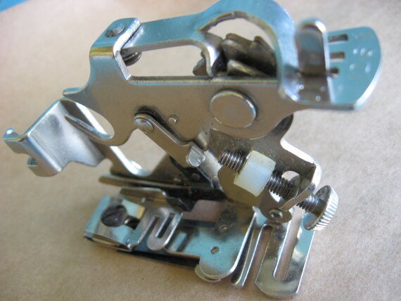 Items similar to Singer Ruffler Foot 161561 fits 400 series sewing