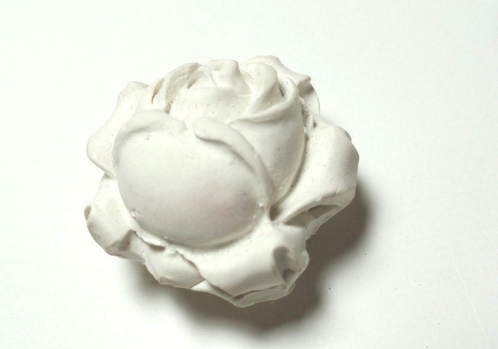 White Shoe Clips - Polymer Clay Rose - Clip to Anywhere on your Shoe - Glamour365