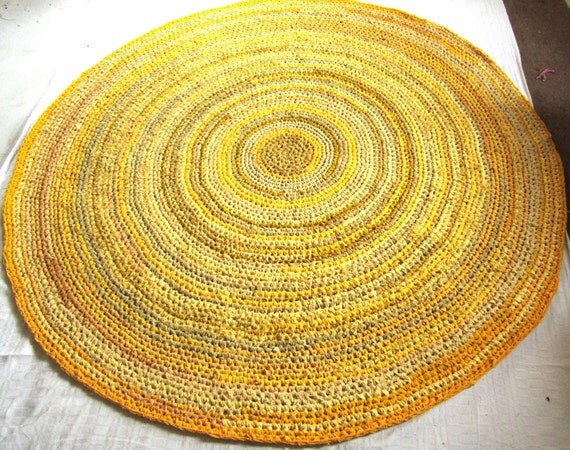 Crochet rag rug 5' , mustard yellow, pale beige,gold -  MADE TO ORDER