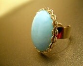 Vintage Lucite Aqua Blue Marbled Ring