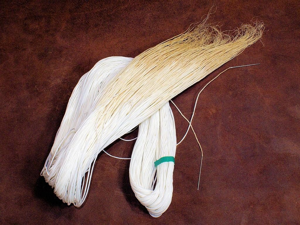 1 Gross (144 Threads), 60 inch, White, 12-9 HMP, Ludlow Waxed Polyester Hand Sewing Thread