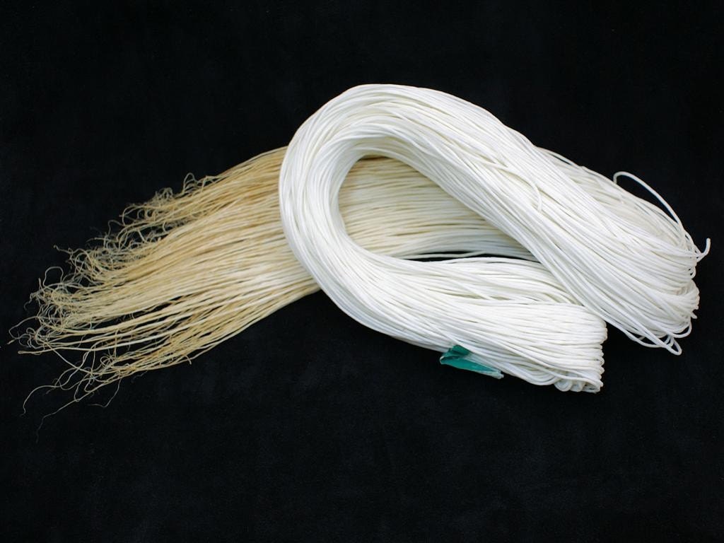 1 Gross (144 Threads), 60 inch, White, 12-9 HMP, Ludlow Waxed Polyester Hand Sewing Thread