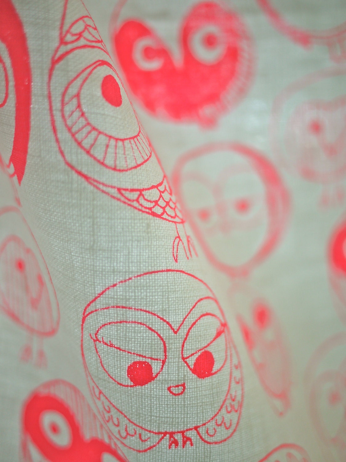 MOCHO Owl Printed Teatowel Neon Pink