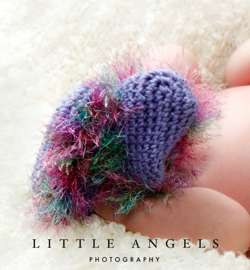 Fuzzy Slippers Crochet Booties Pattern (569)