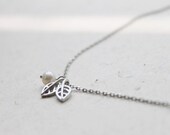 Tiny leaf with pearl simple Necklace - S2106-1