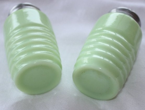Jadeite Salt and Pepper Shakers, Jadeite Beehive Salt and Pepper Shakers