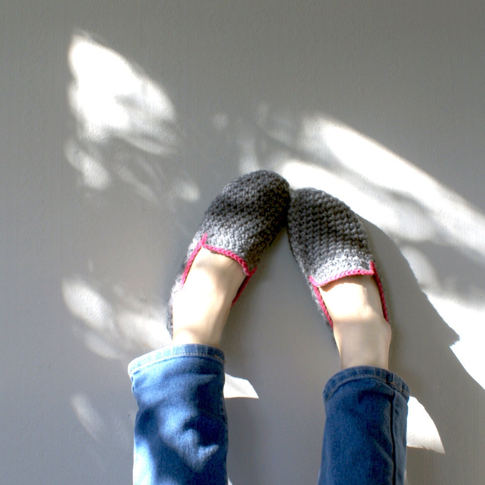 Grey Unisex Crochet Slippers - Custom Color Edging