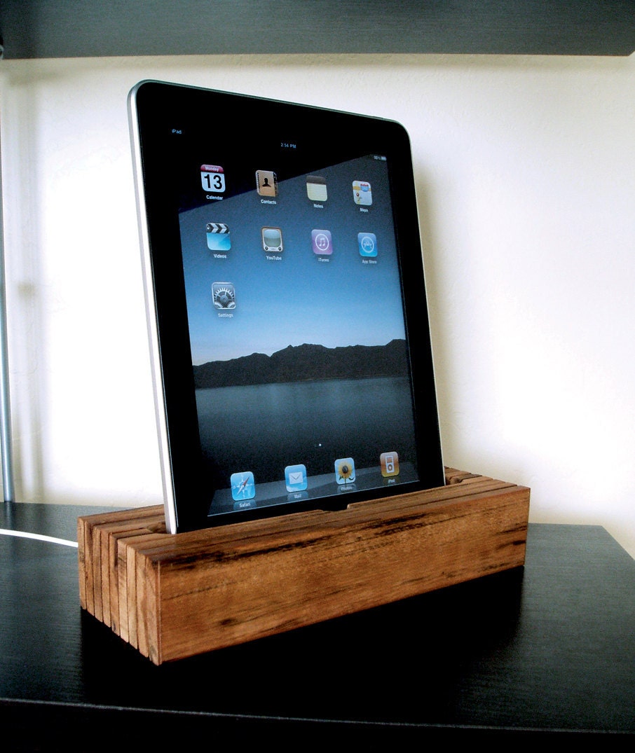 iPad 3 Cradle - Handmade Wood Cradle and Snyc Cable